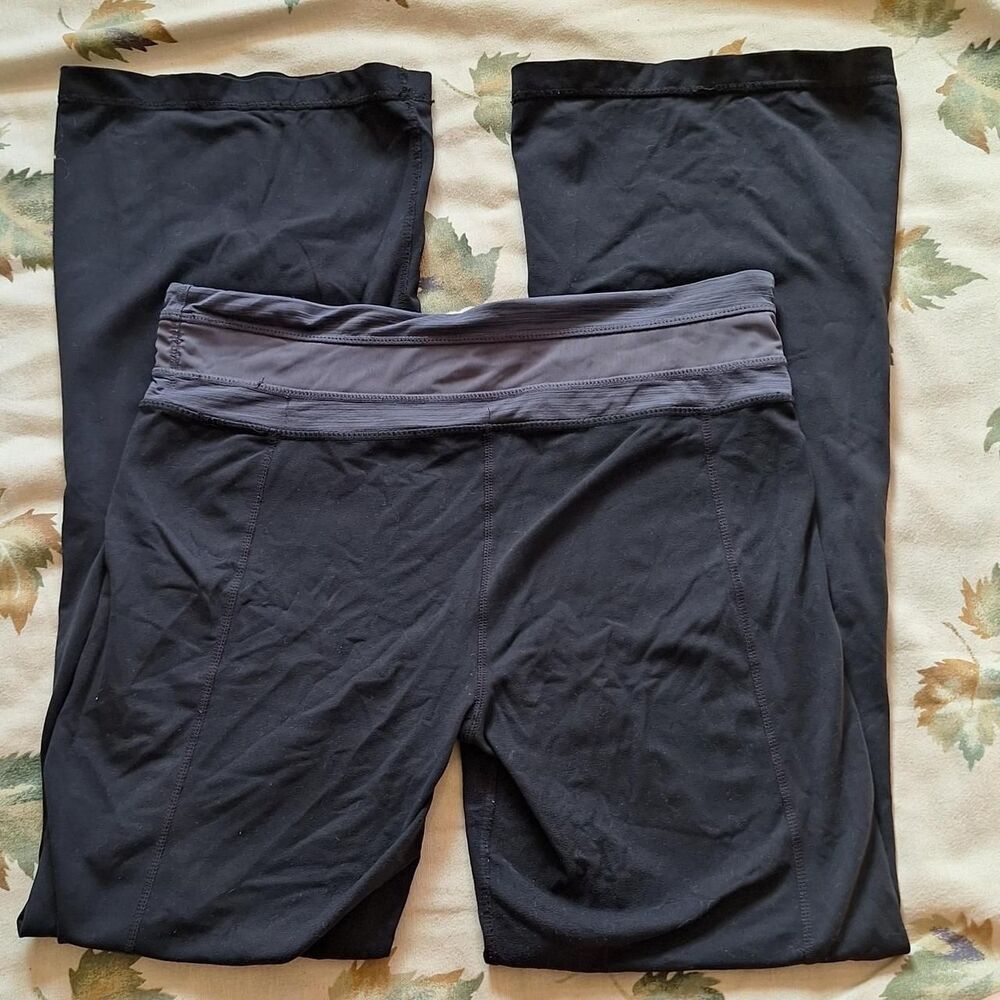 Unbranded Women's Black and Navy Leggings